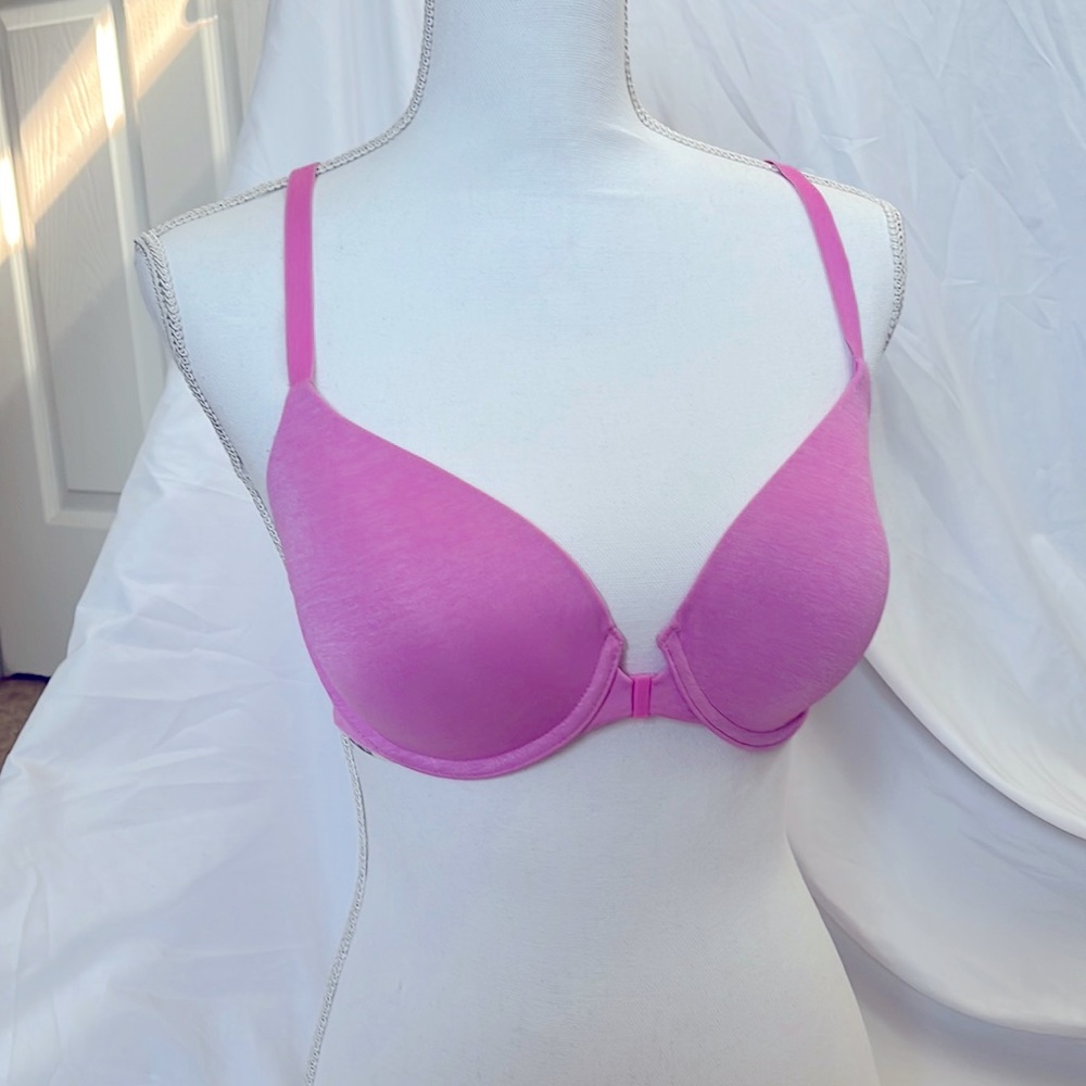 Front closure racerback bra